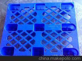 東莞市弘冠塑膠制品 專(zhuān)業(yè)提供高品質(zhì)一次性塑膠卡板及托盤(pán)